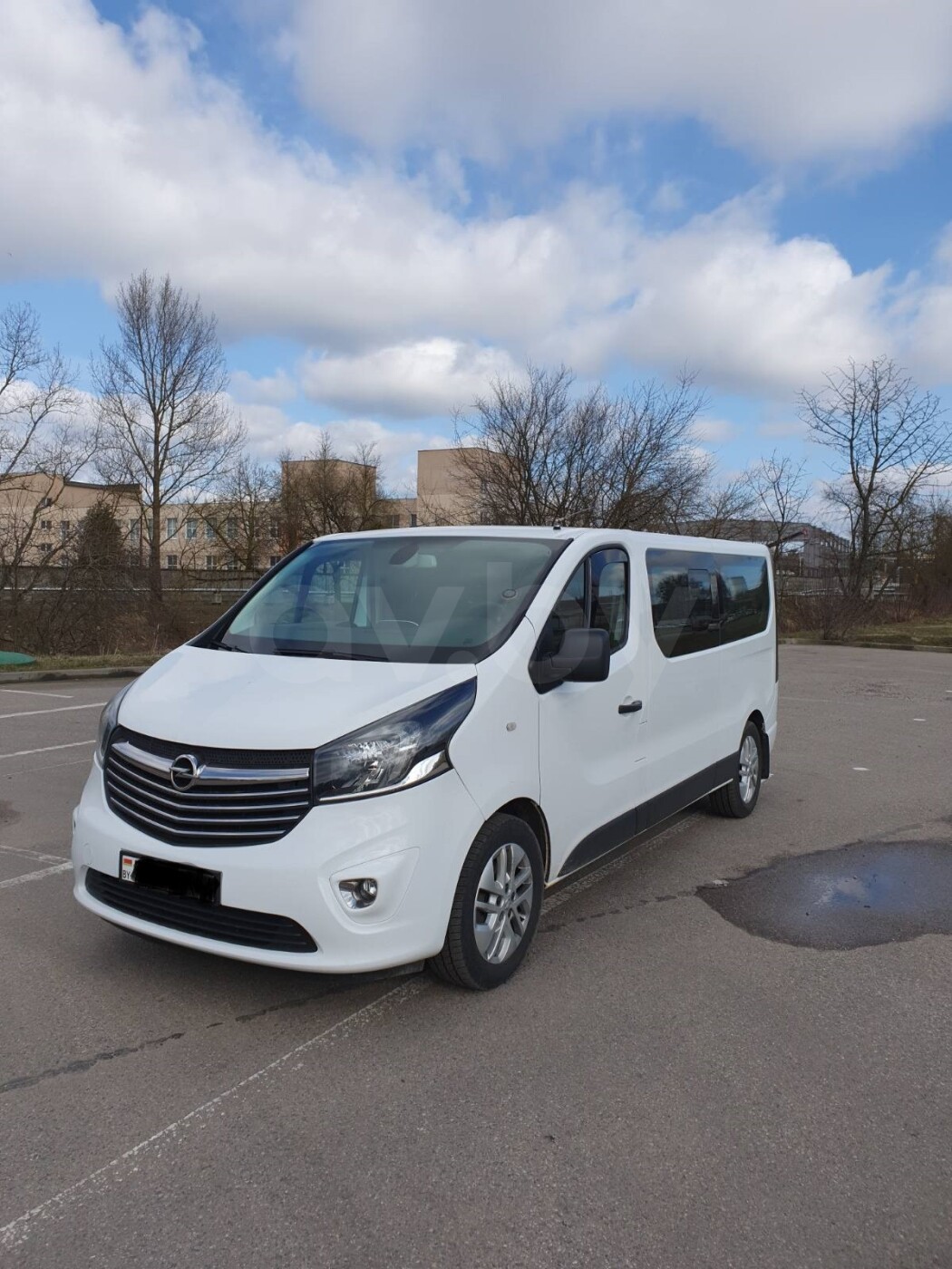 Opel Vivaro 2015 (31752) купить в лизинг: цены, фото, характеристики