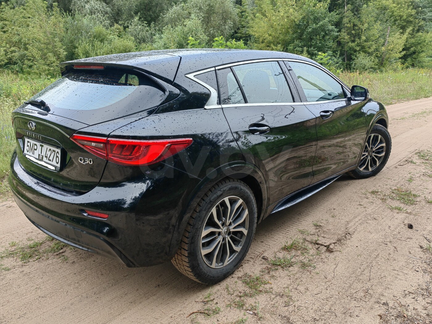 Infiniti Q30 2017 (32018) купить в лизинг: цены, фото, характеристики