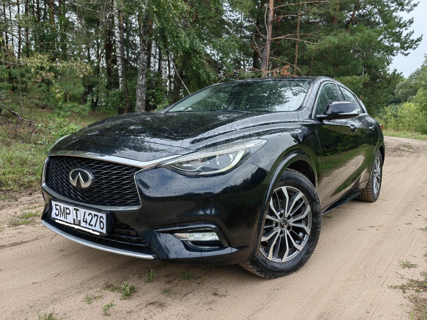 Infiniti Q30 2017 (32018) купить в лизинг: цены, фото, характеристики