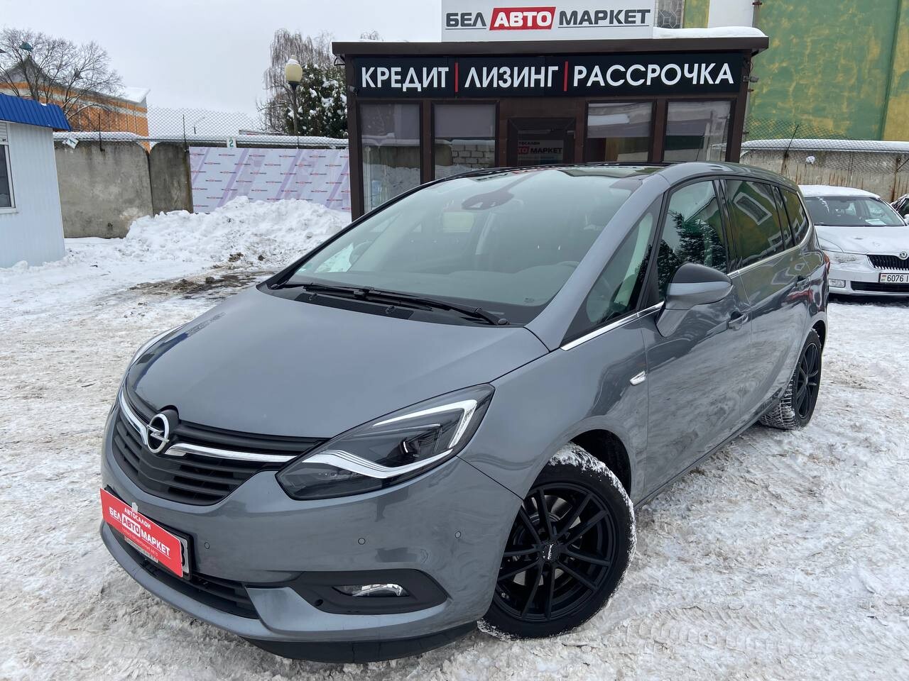 Opel Zafira 2019 (39885) купить в лизинг: цены, фото, характеристики